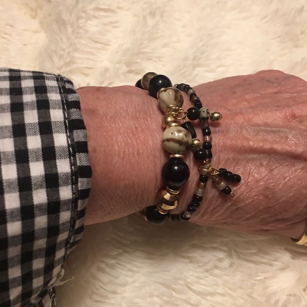 Handmade bracelets - Picture 3 of 3
